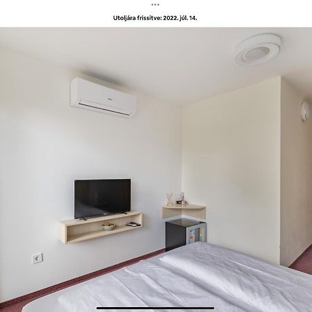 Sinus Premium Aparthotel Siofok Exterior photo
